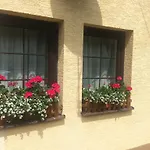 Tanecek - Maly U Rodinneho Domu Apartman Stvolínky