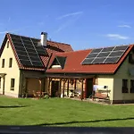 Apartman Tanecek - Maly U Rodinneho Domu Stvolínky