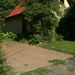 Apartman Tanecek - Maly U Rodinneho Domu