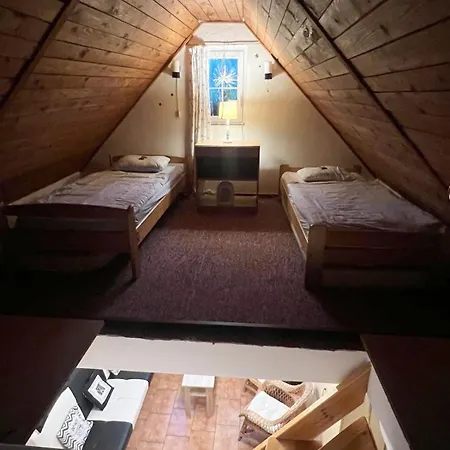 Apartmán Taneček - Malý U Rodinného Domu *
