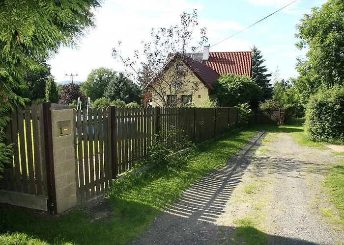 Apartmán Taneček - Malý U Rodinného Domu